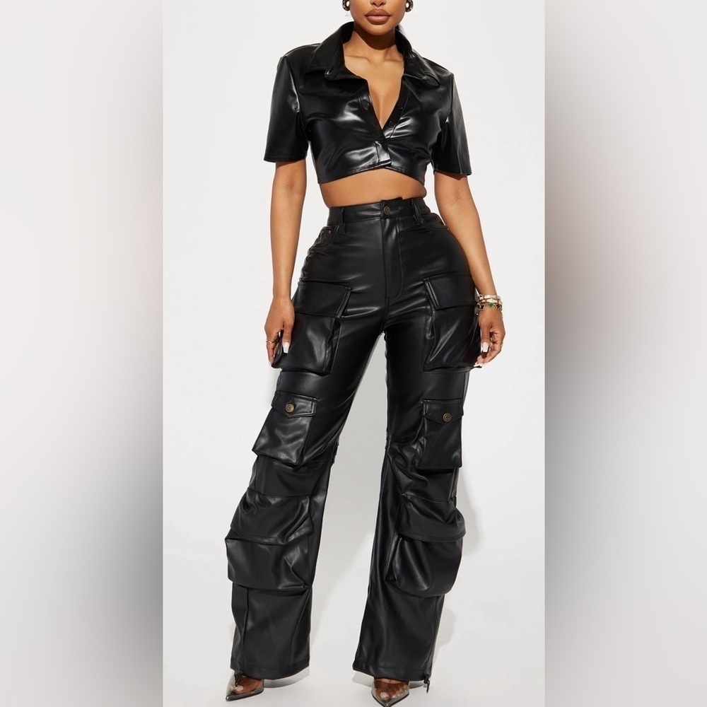 FashionNova City Is Mine Faux Leather Cargo Pant - Black XL